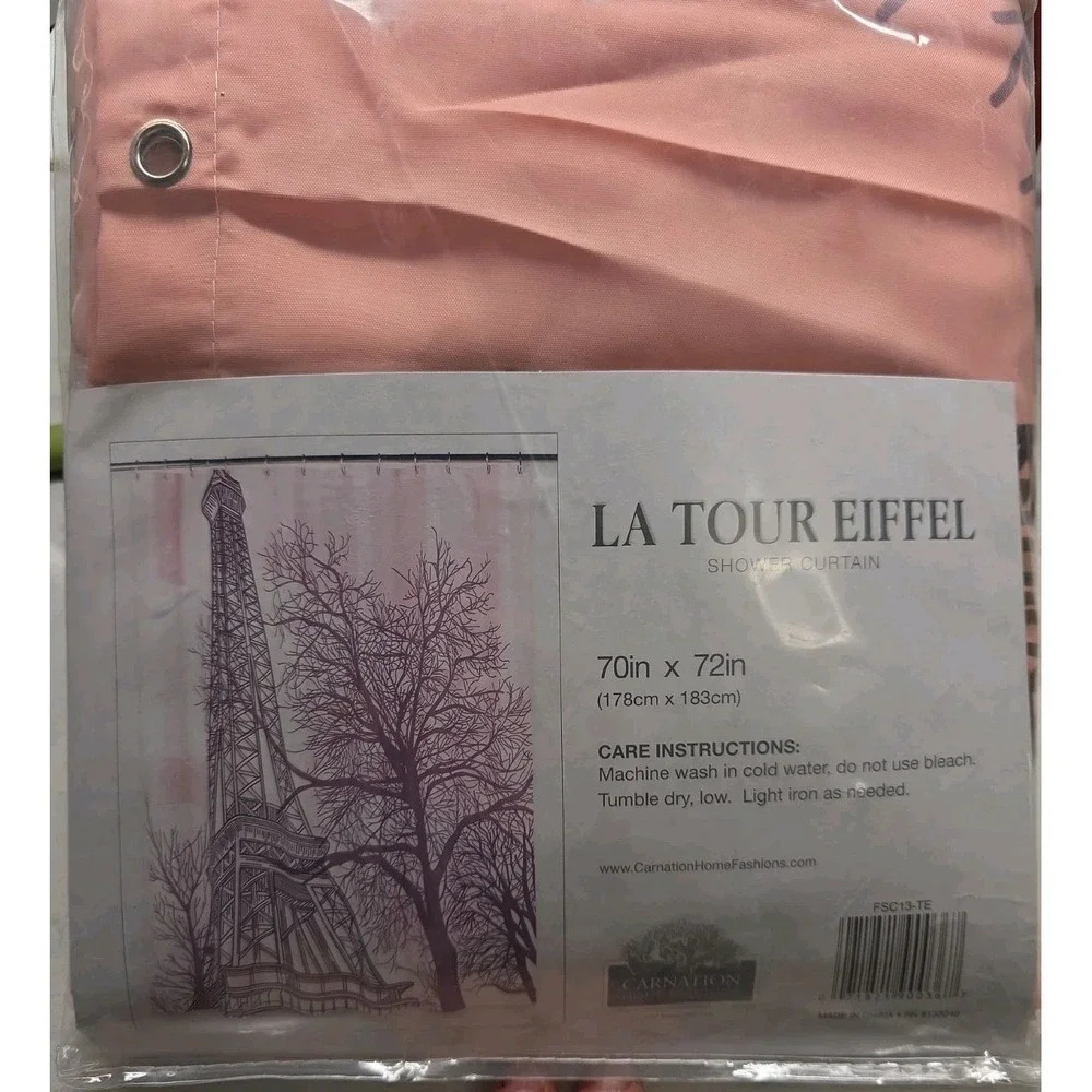 Carnation Home Fashions paris themed